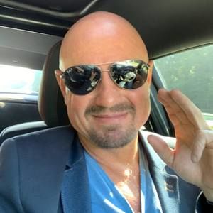 Meet your Posher, John